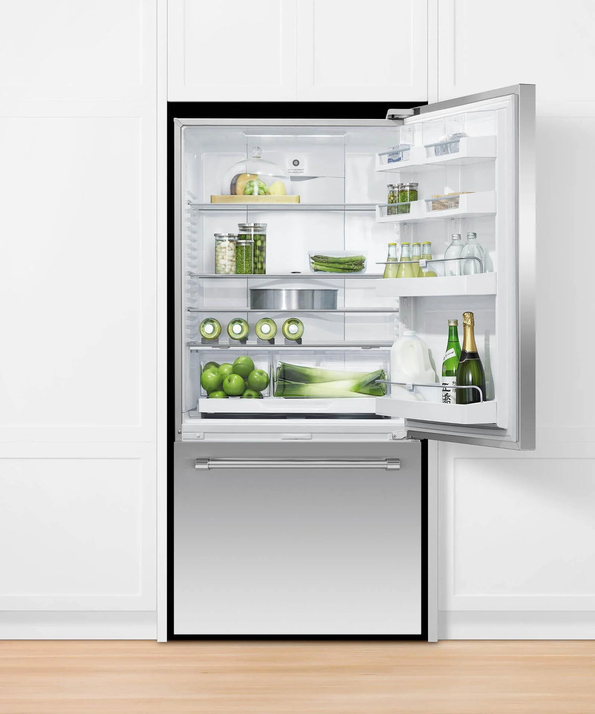 32 Wide 17.1 Cu. Ft. Bottom Freezer Refrigerator - Stainless J154027