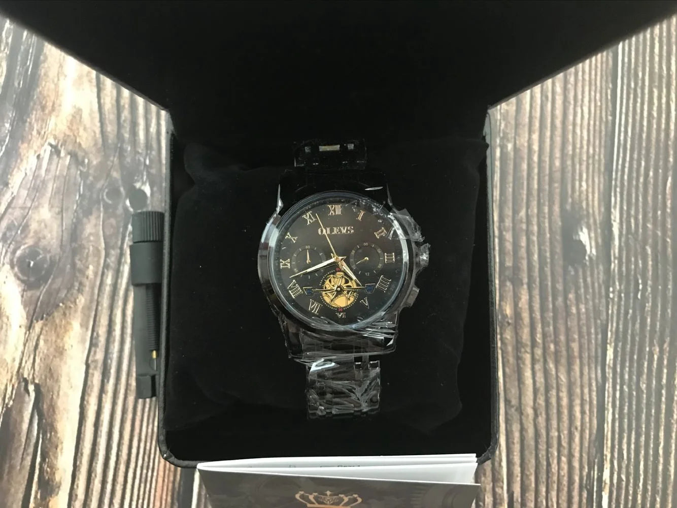 Black Chronograph Waterproof Wrist Watch Y498