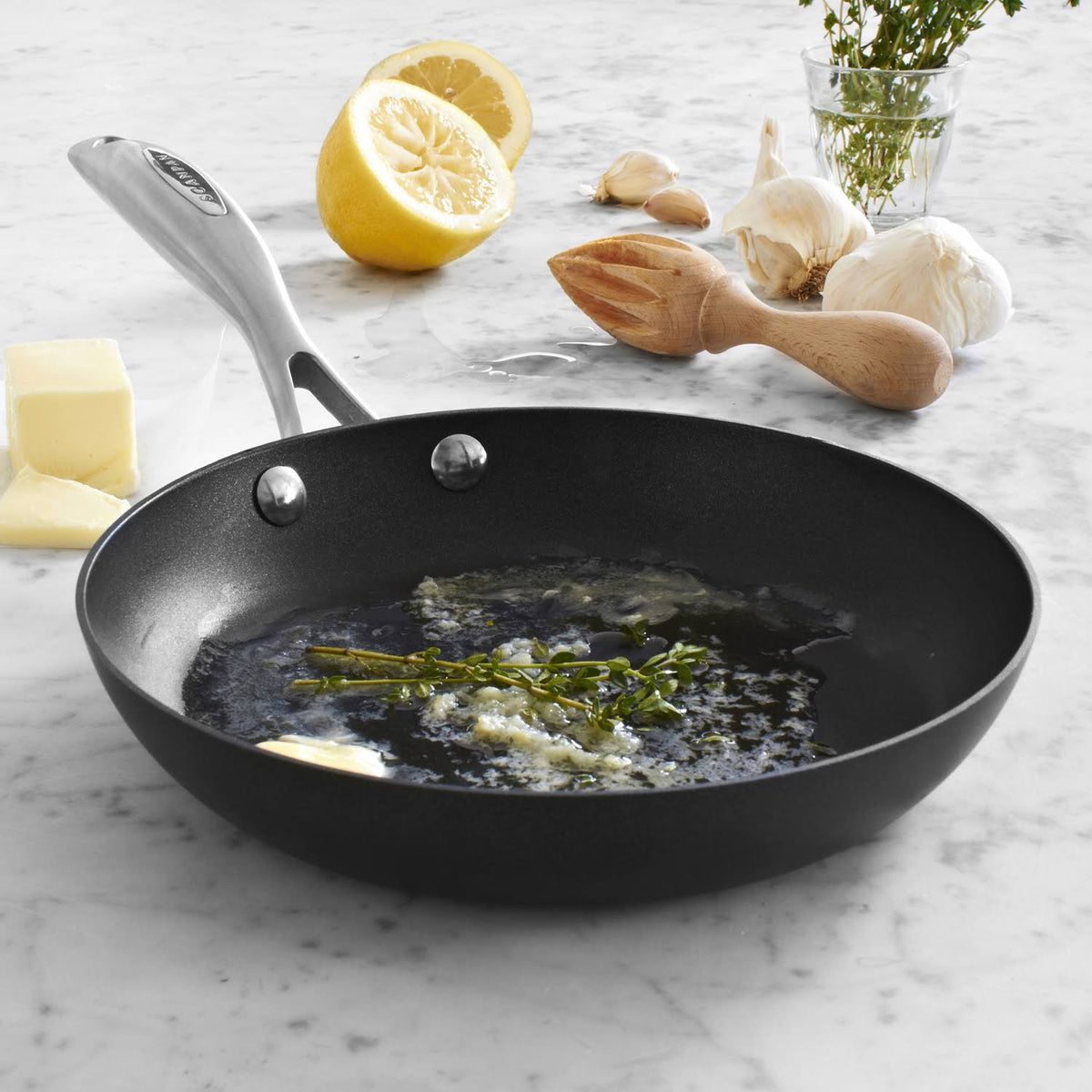 12.5x22 Fry Pan T549135