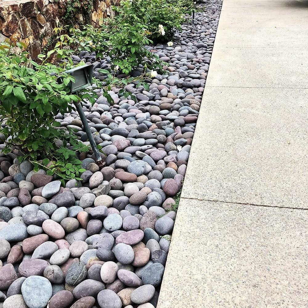 Mexican Beach Pebbles 40 lbs Smooth Round Stones R99051