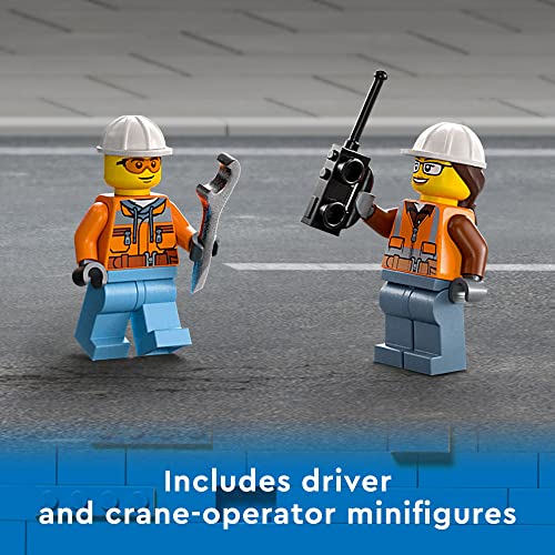 Mobile Crane Truck Toy Building Set with 2 Minifigures X50384