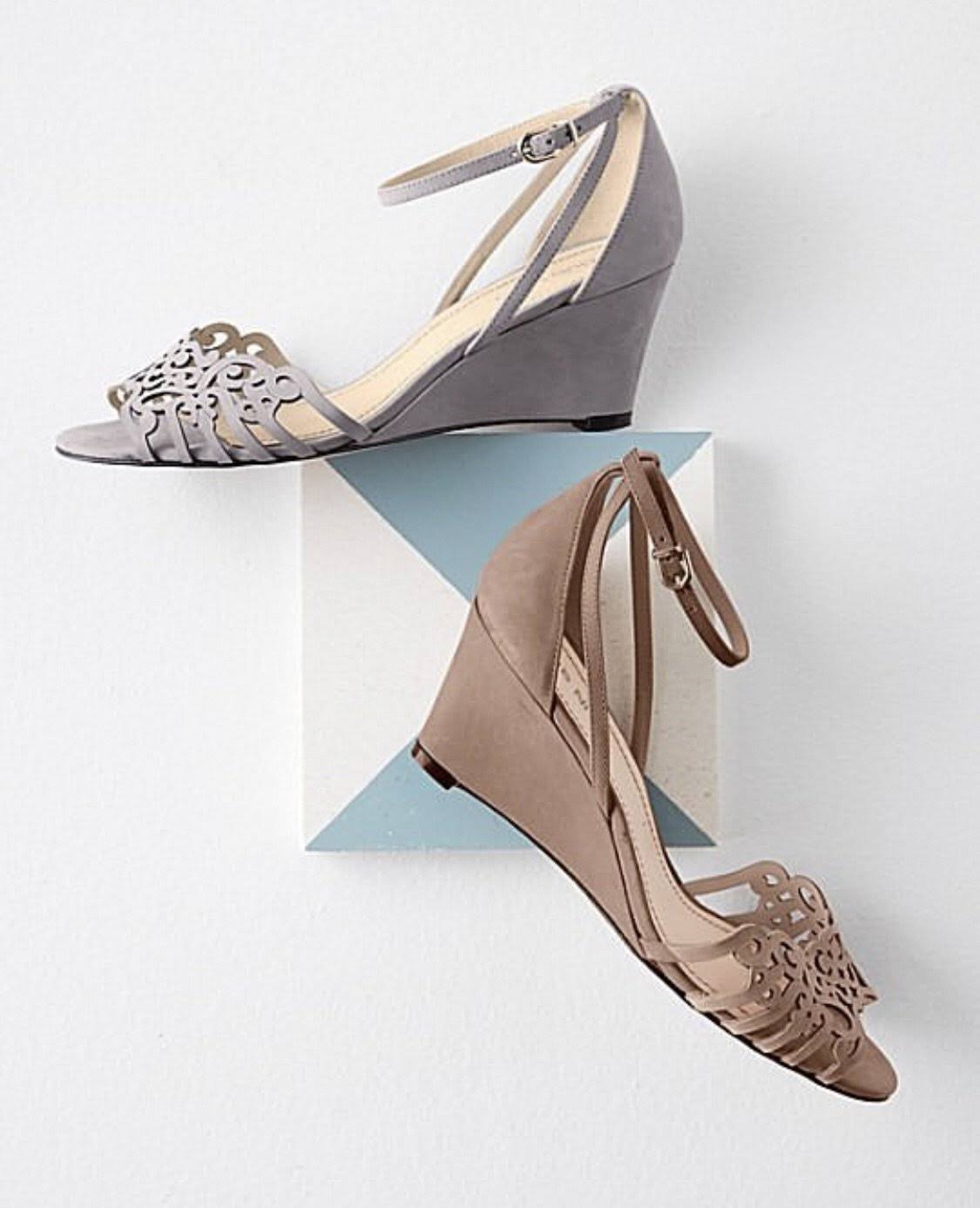 Taupe Nubuck Wedge D7929