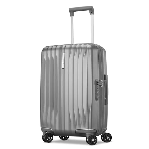 31" Lightweight Hardside Polycarbonate Checked Luggage with Spinner Wheels K633601