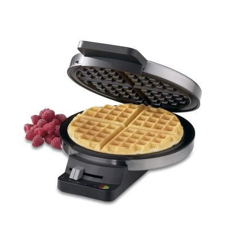 Classic Round Waffle Maker D7627