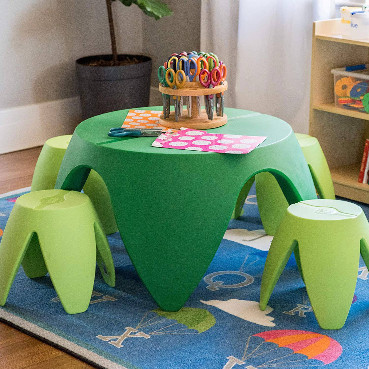 18in Dark Green Table F83246