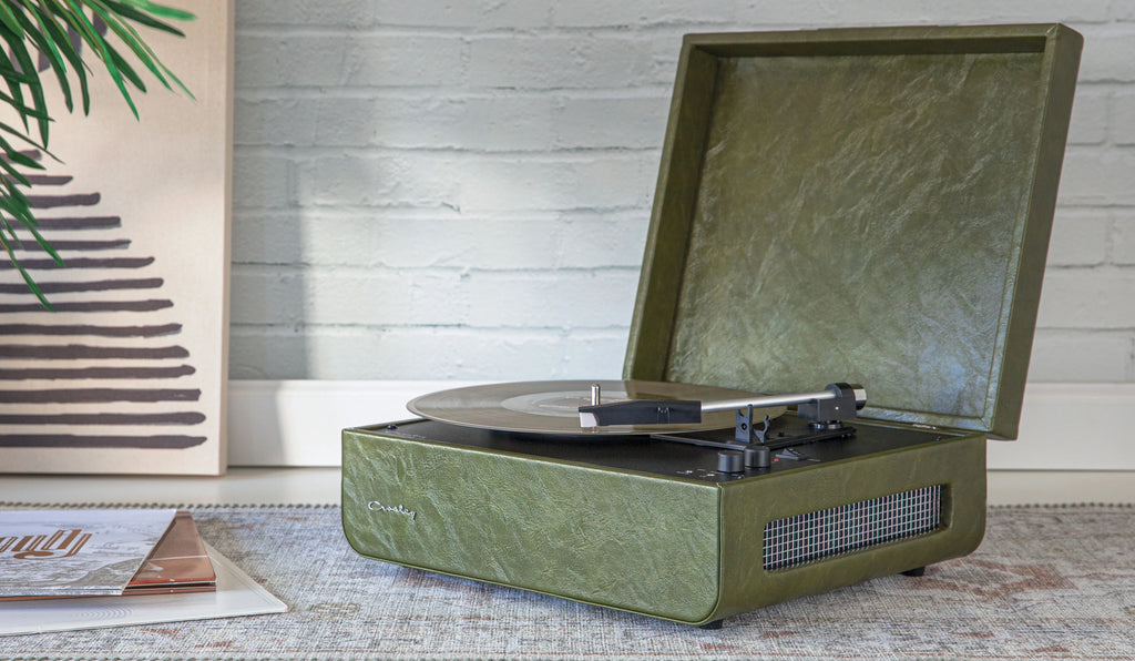 Vinyl Record Player with Speakers and Wireless Bluetooth Turntable Y346809