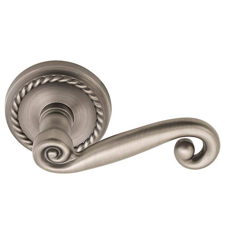 Lever with Rope Rose U82410