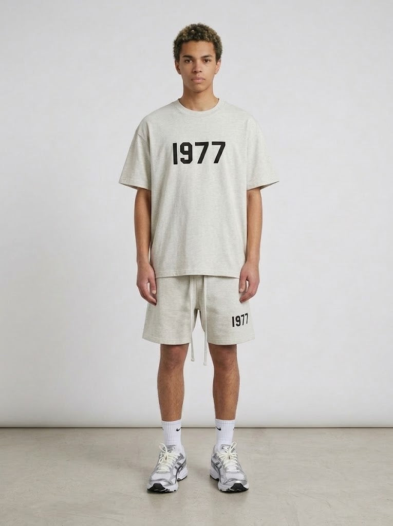 Essentials 1977 Summer Set