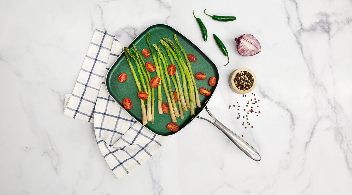 10.5" Nonstick Griddle Pan J6257